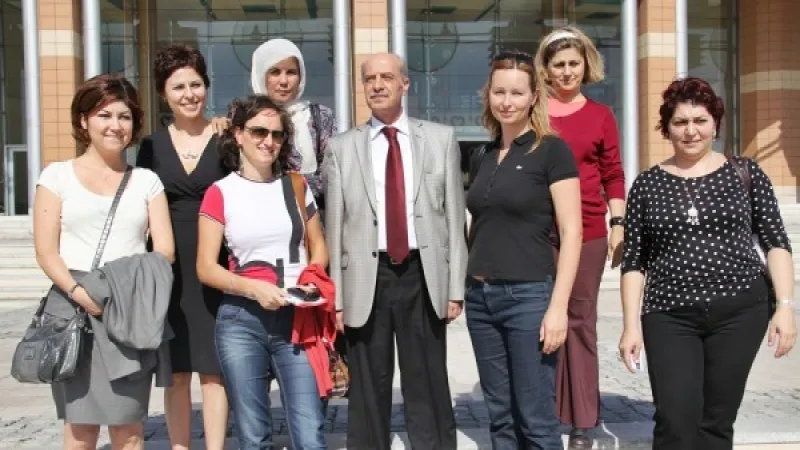 30 Foreign female entrepreneurs in Jewelry City