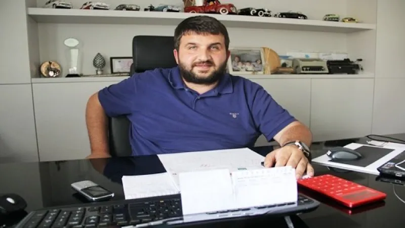 The Leader of the Sector, Nadir Metal Refinery