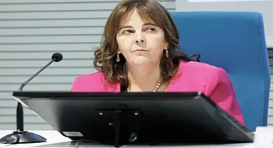 Mrs. Loredana Prosperi of director and president of Italian Gemology with her articles will be in habergold