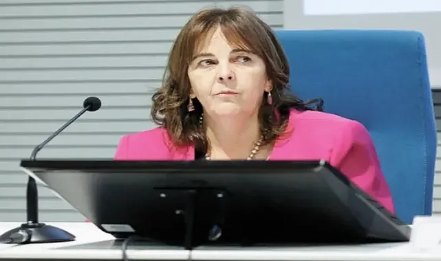 Mrs. Loredana Prosperi of director and president of Italian Gemology with her articles will be in habergold